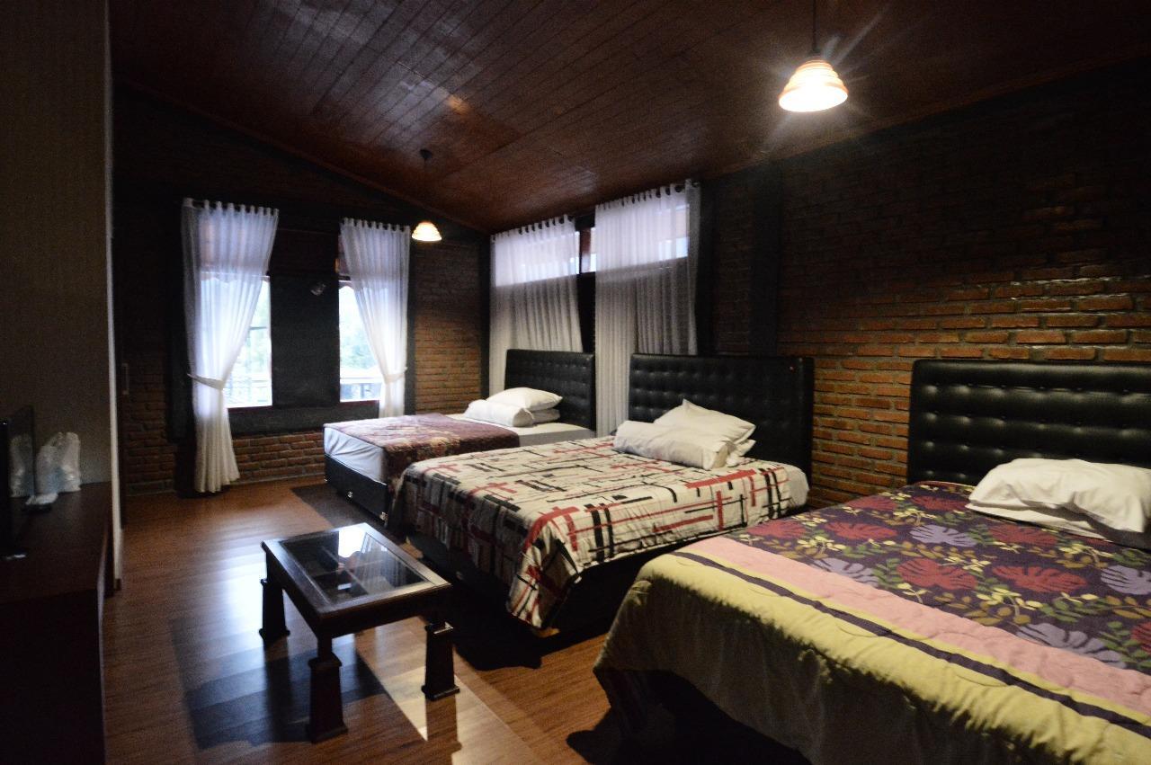 Villa Buleud Garut Exterior foto